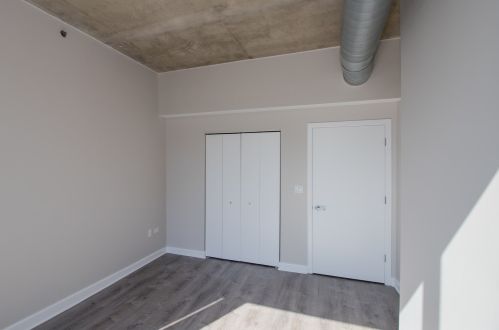 1305 Michigan Ave, Chicago IL  60605-3284 exterior