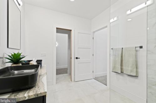 220 Prince St, Lancaster PA 17603-5878 exterior