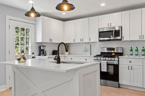 1061 Ashby Grv, Atlanta GA  30314-3146 exterior