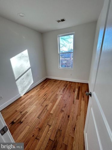 58 Galveston Pl, Washington DC 20032-2049 exterior