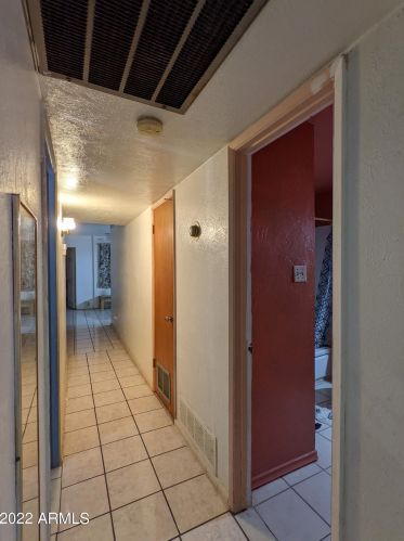 4225 Cavalier Dr, Phoenix AZ 85017-1727 exterior