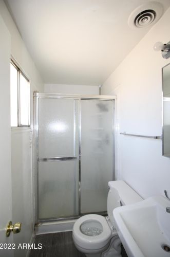 2202 73 Ave, Phoenix AZ 85033-1325 exterior