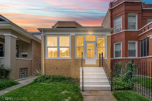 6950 Prairie Ave, Chicago IL  60637-4636 exterior