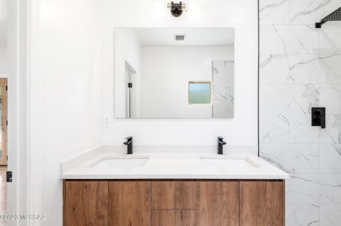 414 18th St, Tucson AZ 85745-3040 exterior