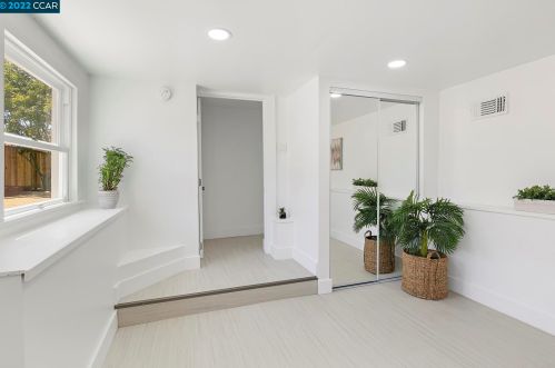 612 Stannage, Berkeley CA 94706-1640 exterior