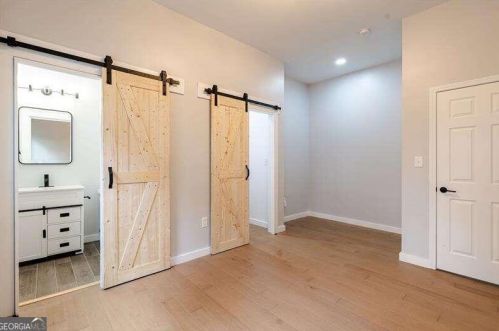 1437 Kenilworth Dr, Atlanta GA 30310-3943 exterior