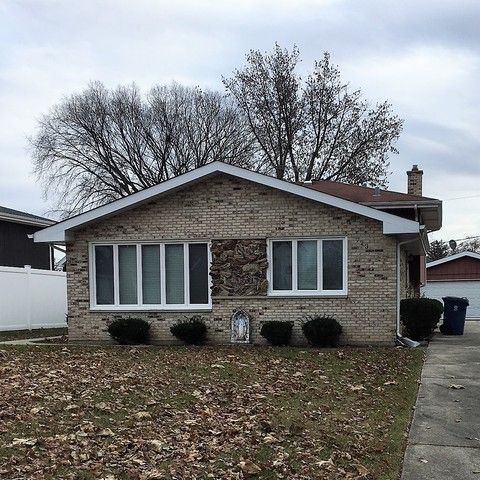 723 Howard Ave, Elmhurst, IL 60126-1725