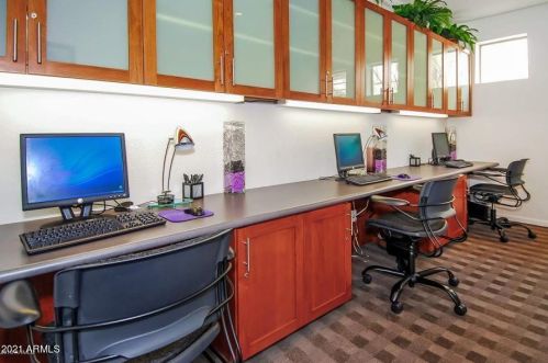 18416 Cave Creek Rd, Phoenix AZ 85032-1005 exterior