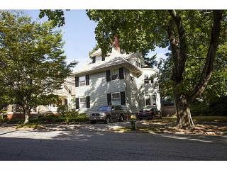 196 Bowen St, Providence, RI 02906-1542