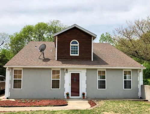 32054 Jacket Factory Rd, California, MO 65018-3526