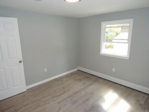 236 Derby Rd, Middletown NY 10940-7294 exterior