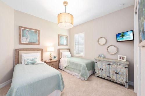 9351 Vercelli Ct, Naples FL 34113-7748 exterior