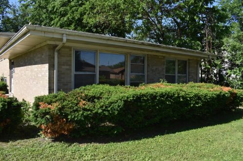 2222 Beechwood Rd, Joliet IL 60432-1504 exterior