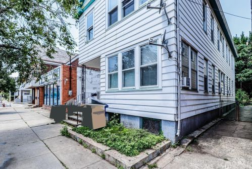 239 Hamilton St, New Brunswick NJ 08901-2205 exterior