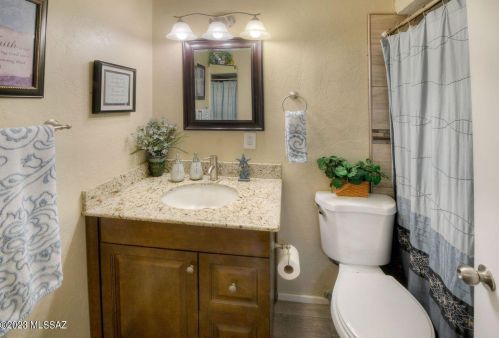 1302 Camino Seco, Tucson AZ 85710-1707 exterior