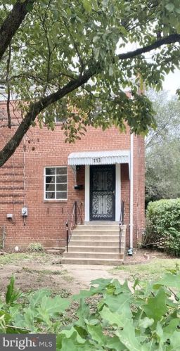 113 Gordon St, Alexandria VA  22304-2405 exterior