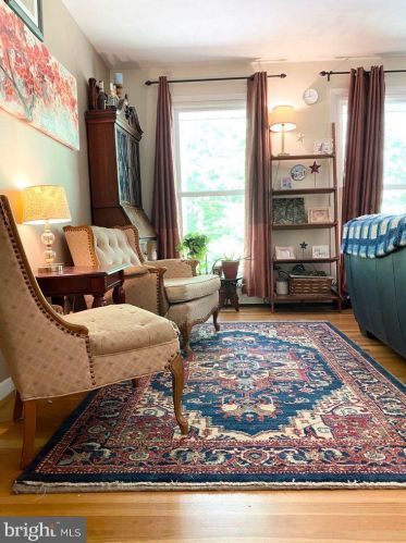 5228 Chippewa Pl, Alexandria VA  22312-2022 exterior