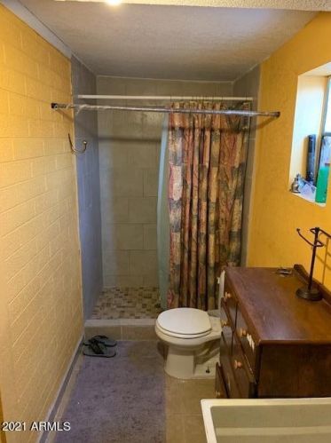 3038 40 Dr, Phoenix AZ 85051-3609 exterior