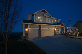 17220 Larimore Ave, Omaha NE  68116-1112 exterior