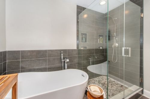 810 Donato Cir, Scotch Plains NJ 07076-1072 exterior