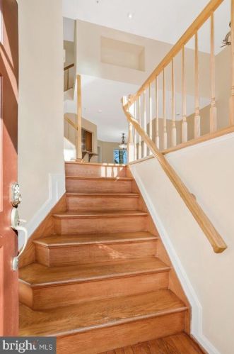 2015 Westchester Dr, Silver Spring MD  20902-3559 exterior