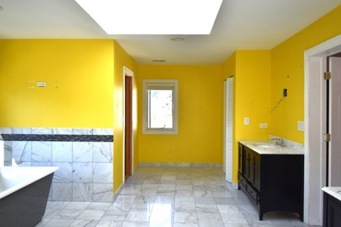 6420 Longmeadow Ave, Chicago IL 60712-3229 exterior