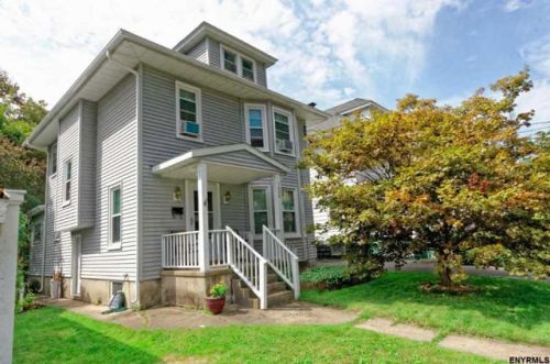 1326 Alden Pl, Schenectady, NY 12308-3402