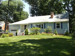 135 Birdseye Rd, Farmington, CT 06032-2429