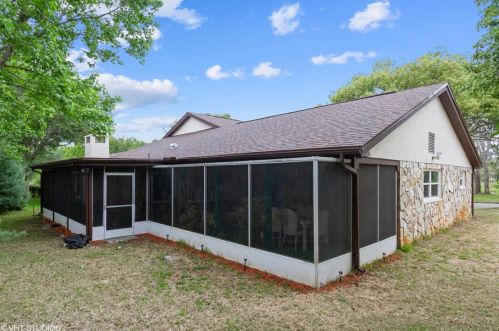 8306 Wagon Wheel Ln, Port Richey FL  34667-2549 exterior