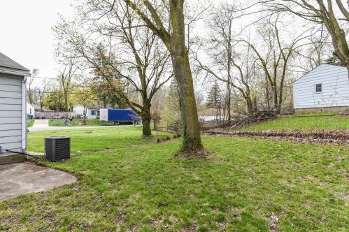 1901 Junction Ave, Kalamazoo MI  49048-1622 exterior