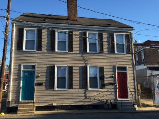 3809 Butler St, Pittsburgh PA  15201-1821 exterior