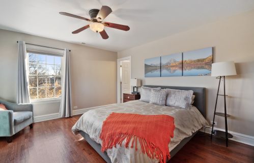 6215 Leona Ave, Chicago IL 60646-4811 exterior