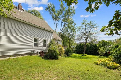 47 Penacook St, Concord NH 03301-3105 exterior