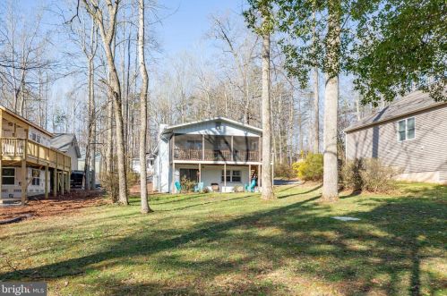 106 Edgemont Cir, Locust Grove VA 22508-5111 exterior