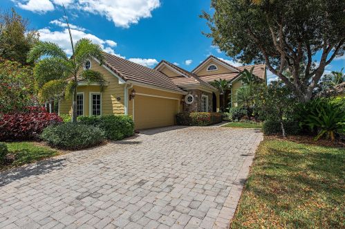 8465 Mallards Way, Naples FL 34114-9491 exterior