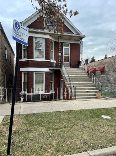 1633 38th St, Chicago IL 60632-1717 exterior