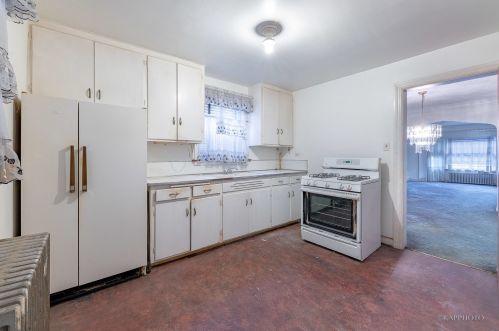 8030 Elizabeth St, Chicago IL 60643-4432 exterior