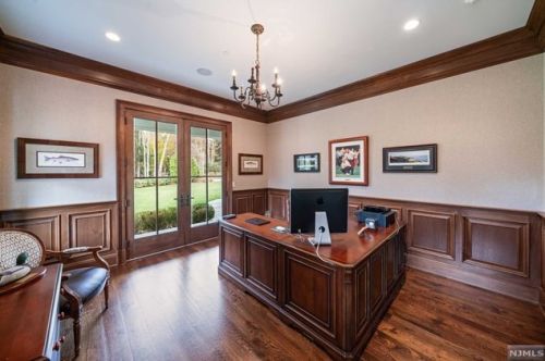 32 Ackerman Rd, Upper Saddle River NJ 07458 exterior