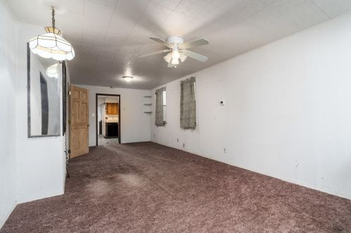 1560 4th St, Milwaukee, WI 53204-2961