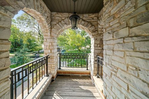 3753 Tripp Ave, Chicago IL 60803-1832 exterior