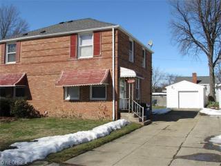 14206 Rainbow Ave, Cleveland, OH 44111-2316