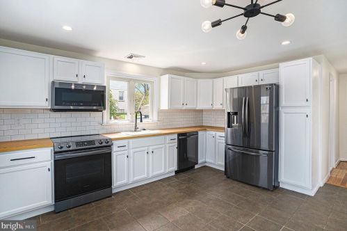 544 Mervine St, Pottstown PA  19464-4042 exterior