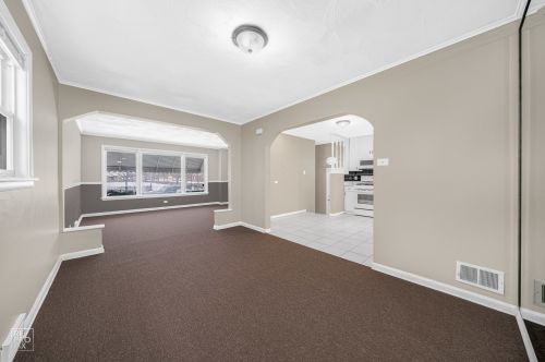 10154 Prairie Ave, Chicago IL  60628-2136 exterior