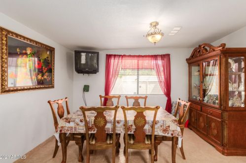 6628 19 St, Phoenix AZ 85022-5011 exterior