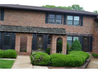 7911 Royal Arms Ct, Saint Louis MO  63123-1934 exterior