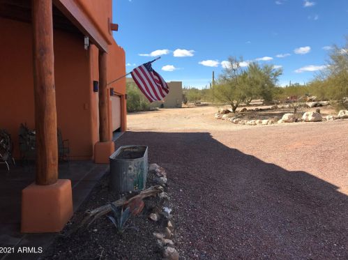 45231 18th St, Phoenix AZ 85022-4560 exterior