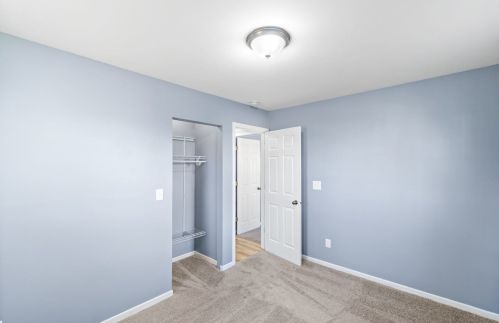 114 Hammes Ave, Joliet IL 60436-1104 exterior