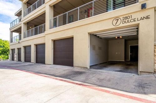 2801 Dulce Ln, Austin TX  78704-4467 exterior