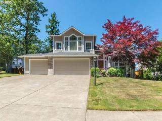 565 40 Ave, Eugene OR  97405-3919 exterior