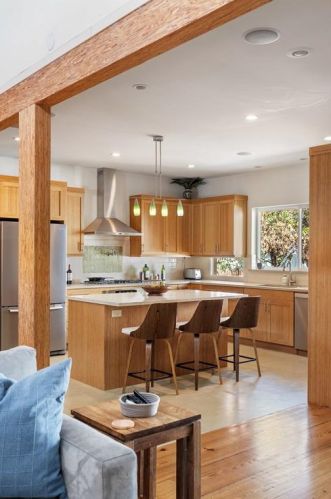 2106 14 St, Austin TX 78702-1304 exterior